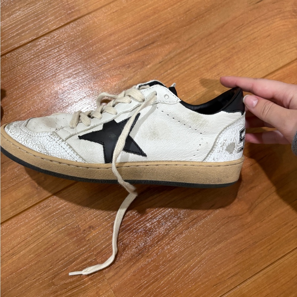 Women’s Golden Goose Super-Star – White Leather with Black Star & Black Heel Tab